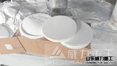 二氧化鋯烤瓷牙成型液壓機壓制成品