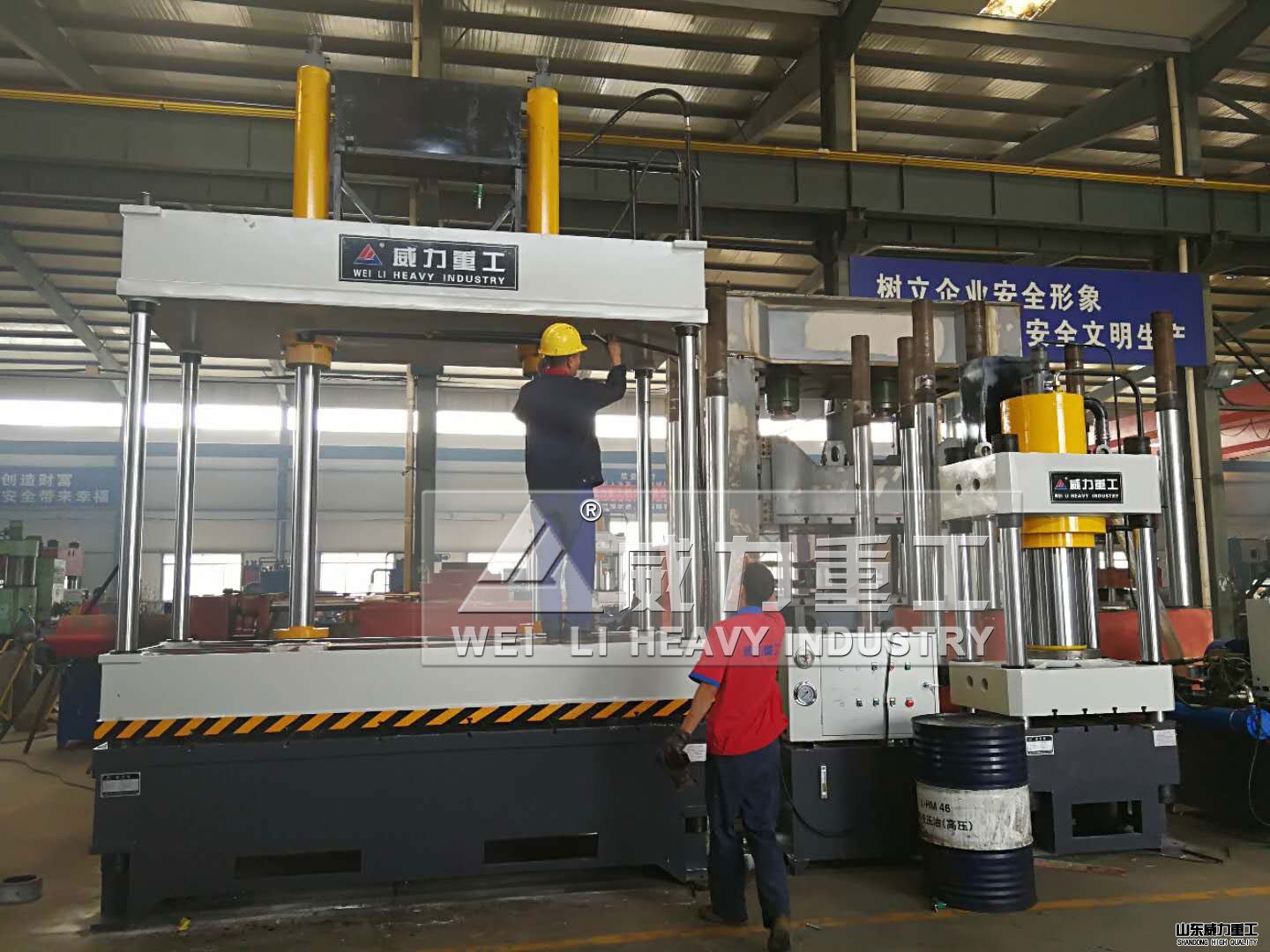 100噸三梁四柱液壓機(jī)